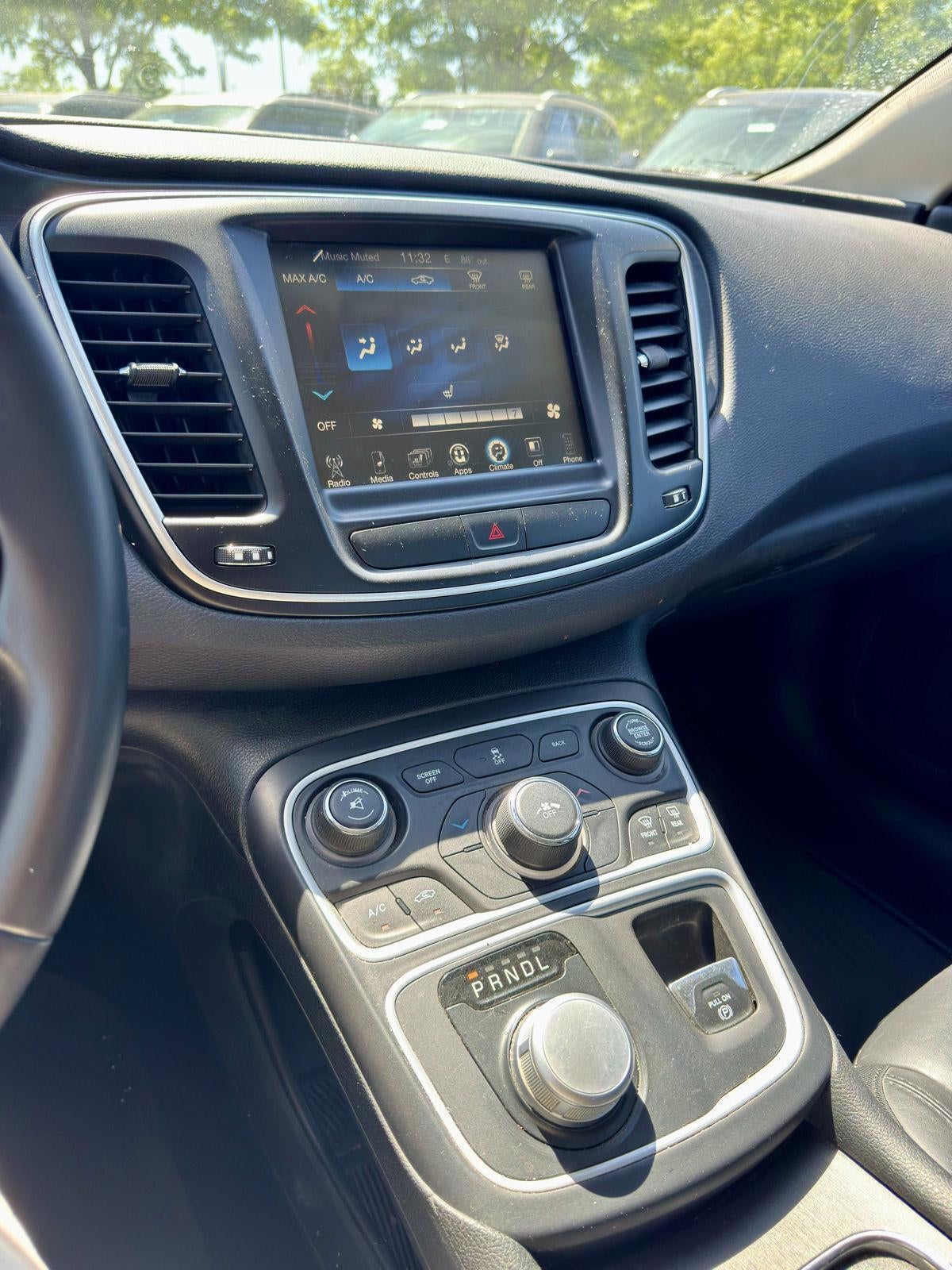 2017 Chrysler 200 Limited Platinum
