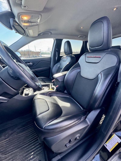 2020 Jeep Cherokee Trailhawk