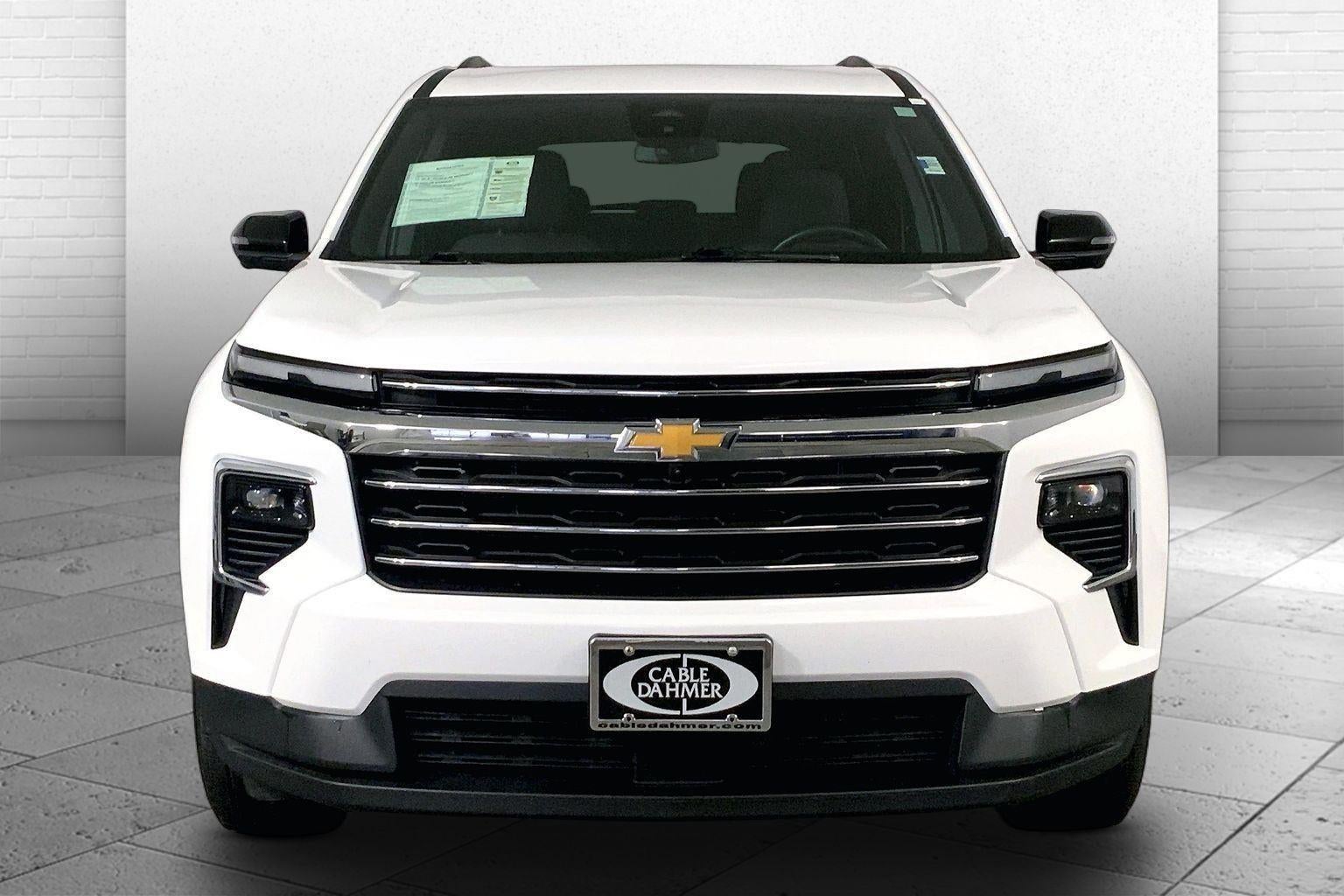 Used 2024 Chevrolet Traverse 2LT with VIN 1GNEVGKS3RJ180460 for sale in Kansas City