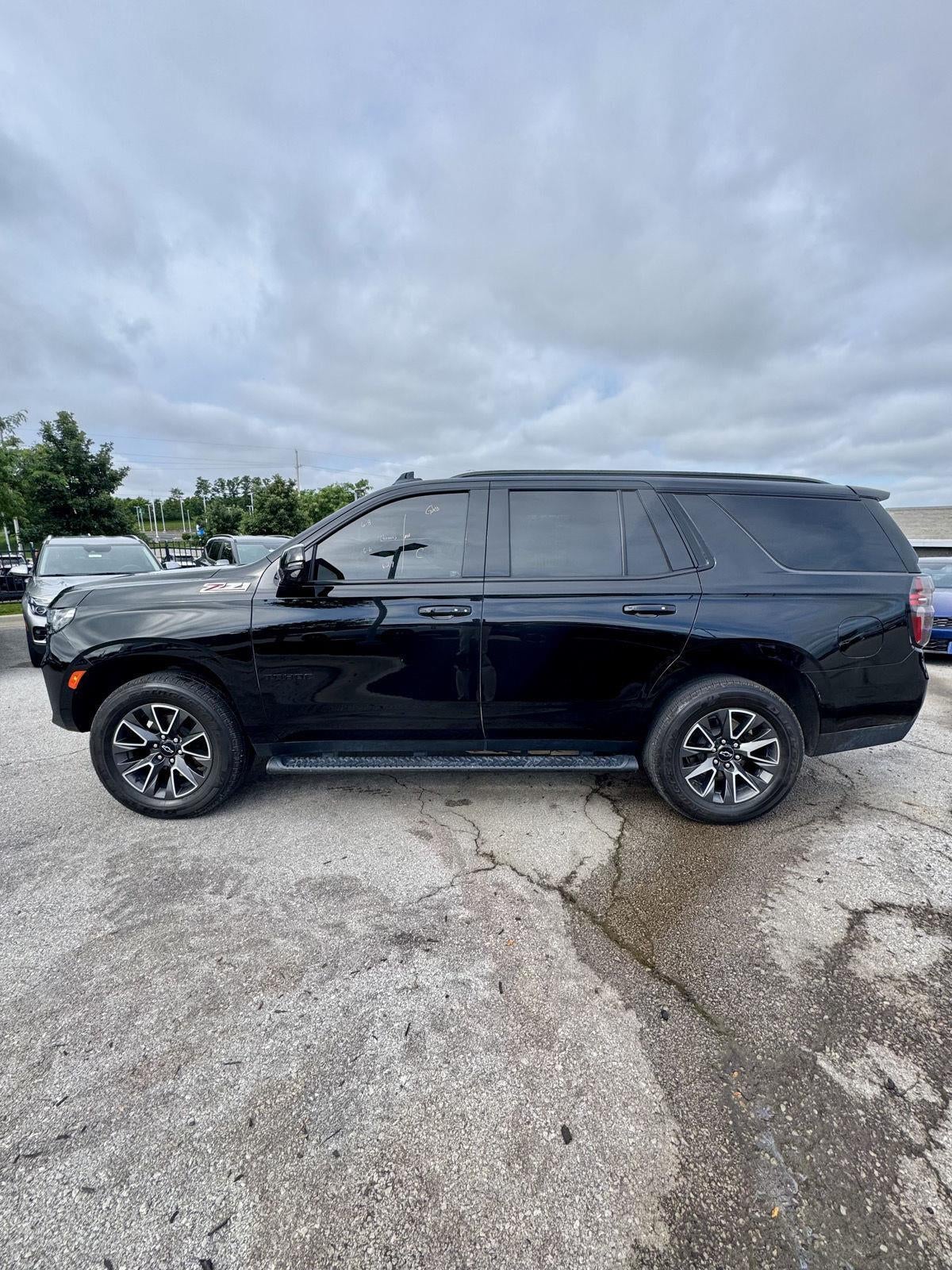 Used 2024 Chevrolet Tahoe Z71 with VIN 1GNSKPKD3RR104168 for sale in Kansas City