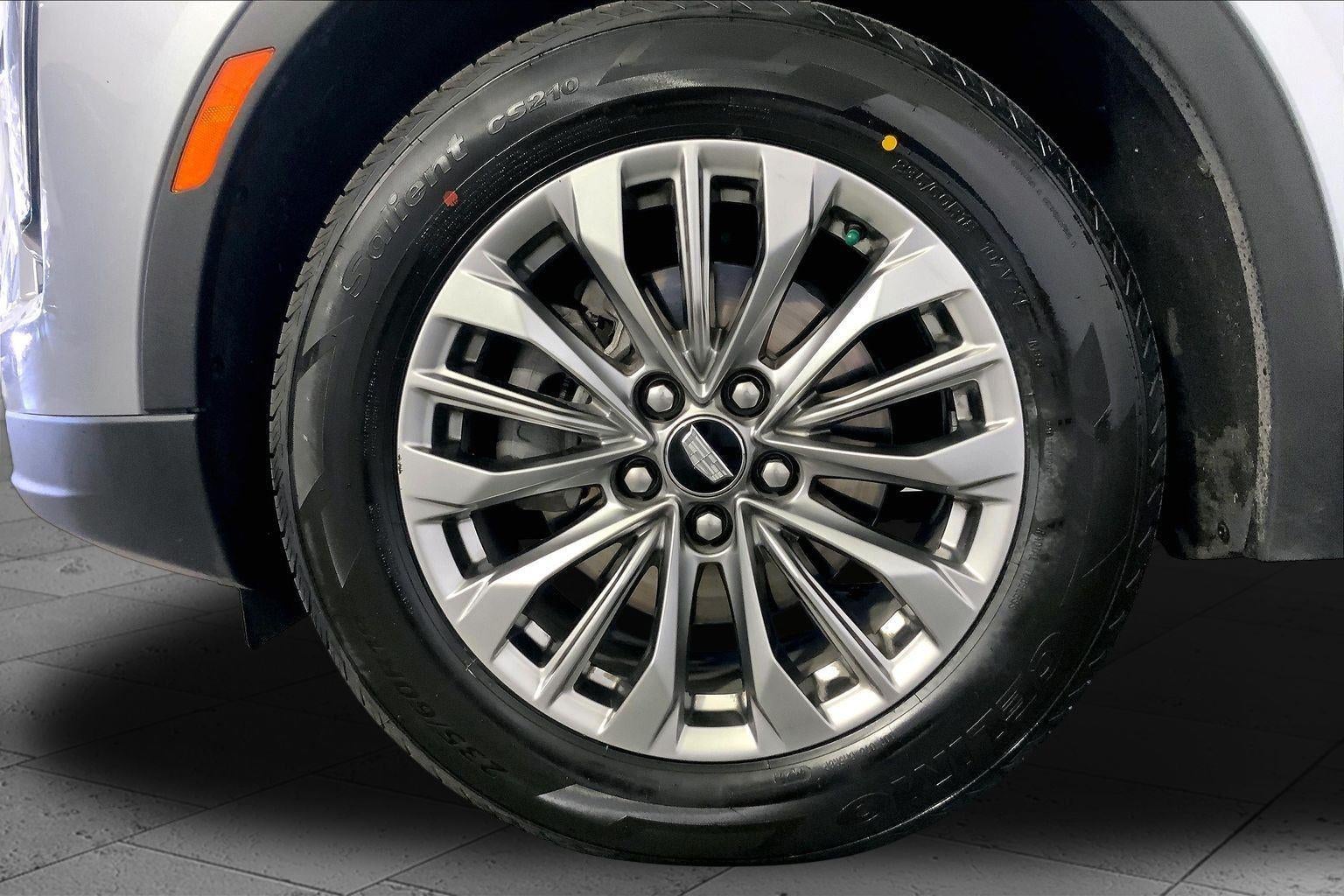 2024 Cadillac XT4 AWD Premium Luxury