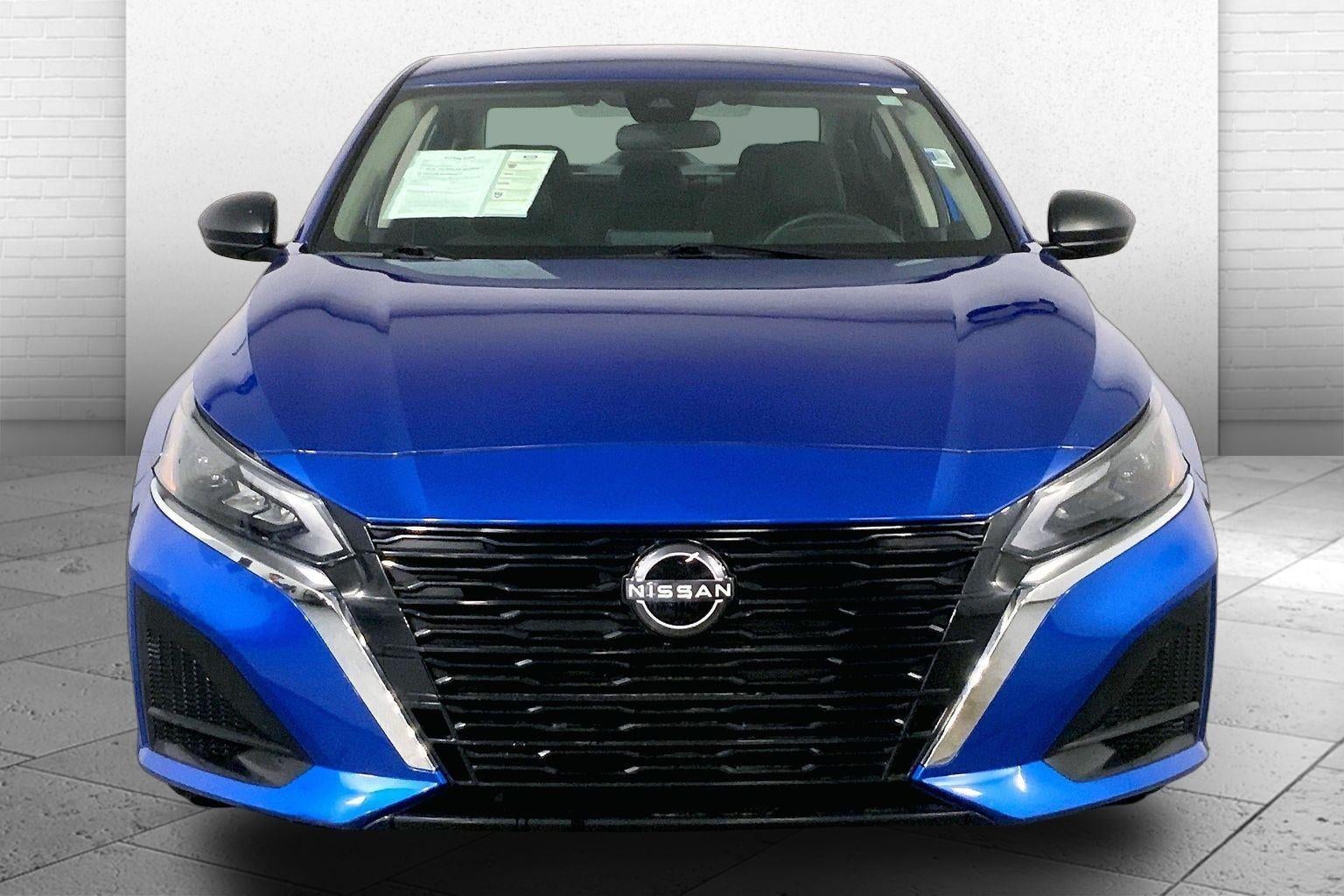 Used 2025 Nissan Altima SV with VIN 1N4BL4DV0SN385309 for sale in Kansas City