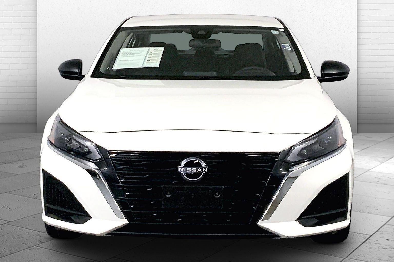 Used 2025 Nissan Altima SV with VIN 1N4BL4DV1SN340587 for sale in Kansas City