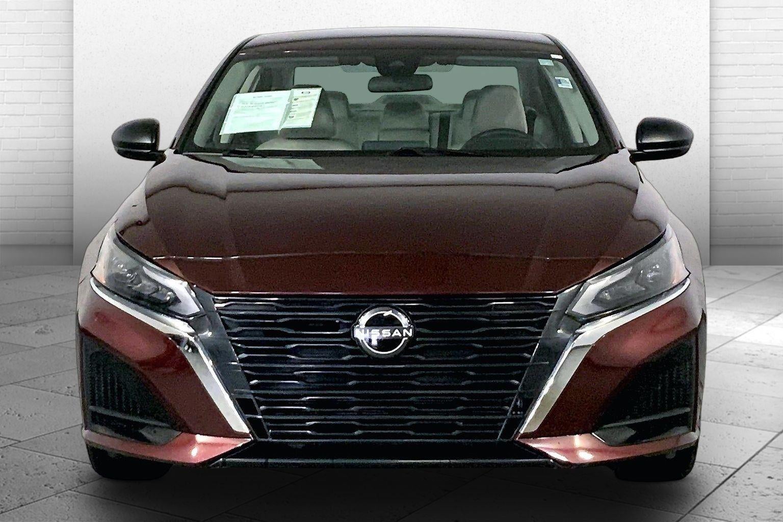 Used 2025 Nissan Altima SV with VIN 1N4BL4DV4SN304196 for sale in Kansas City