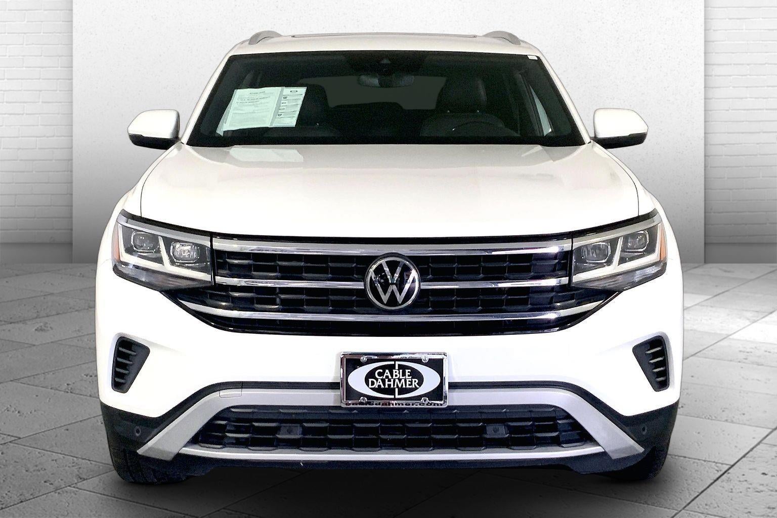 Used 2020 Volkswagen Atlas Cross Sport SEL with VIN 1V2MC2CA5LC207509 for sale in Kansas City