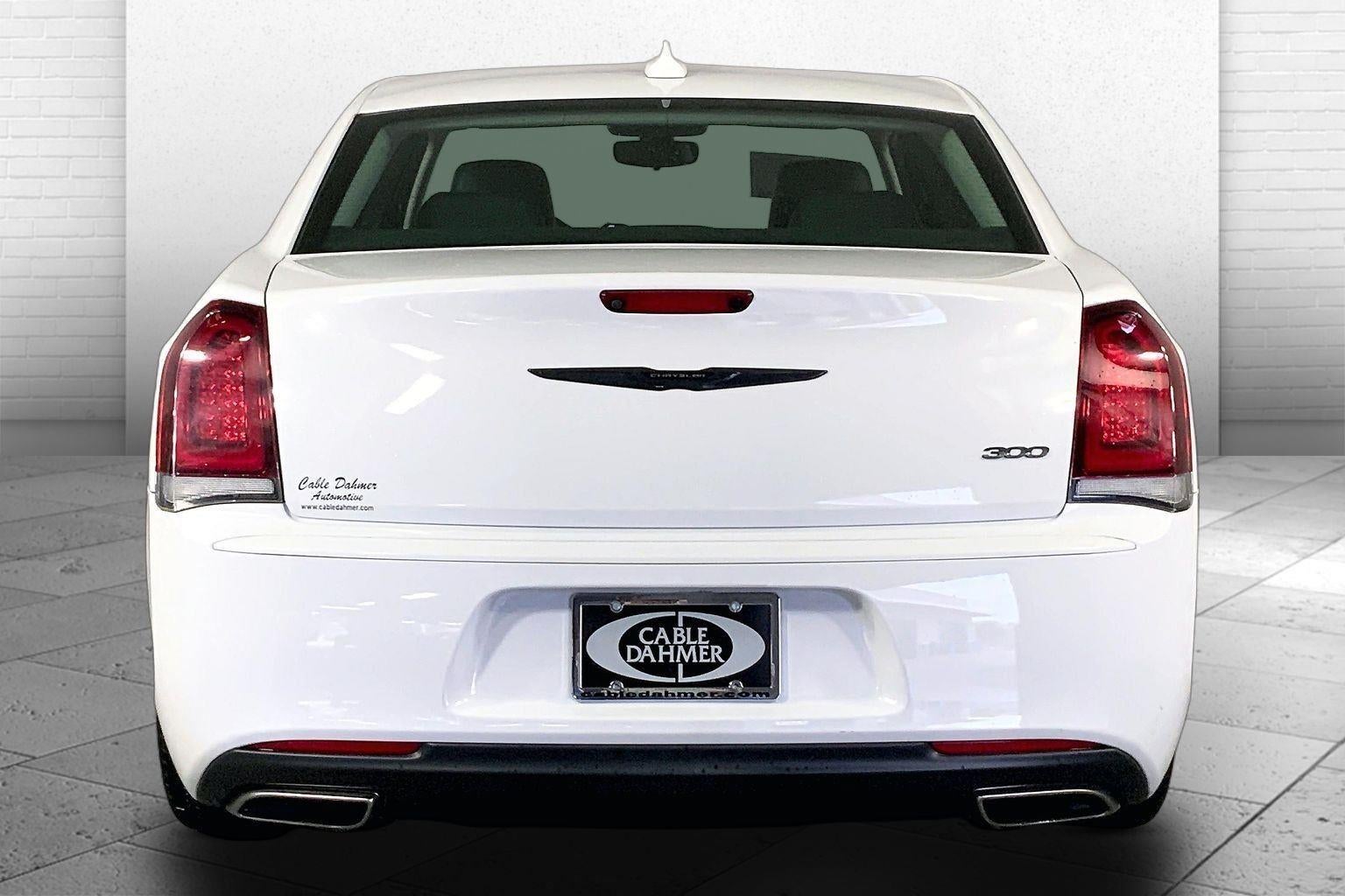 2023 Chrysler 300 Touring
