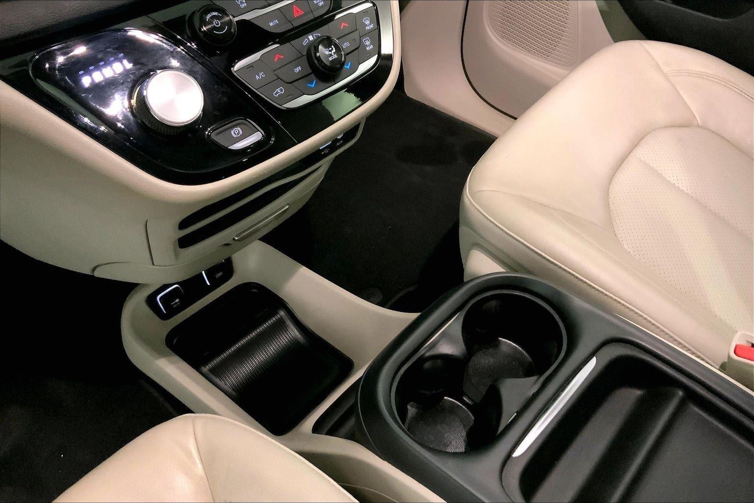 2019 Chrysler Pacifica Touring L