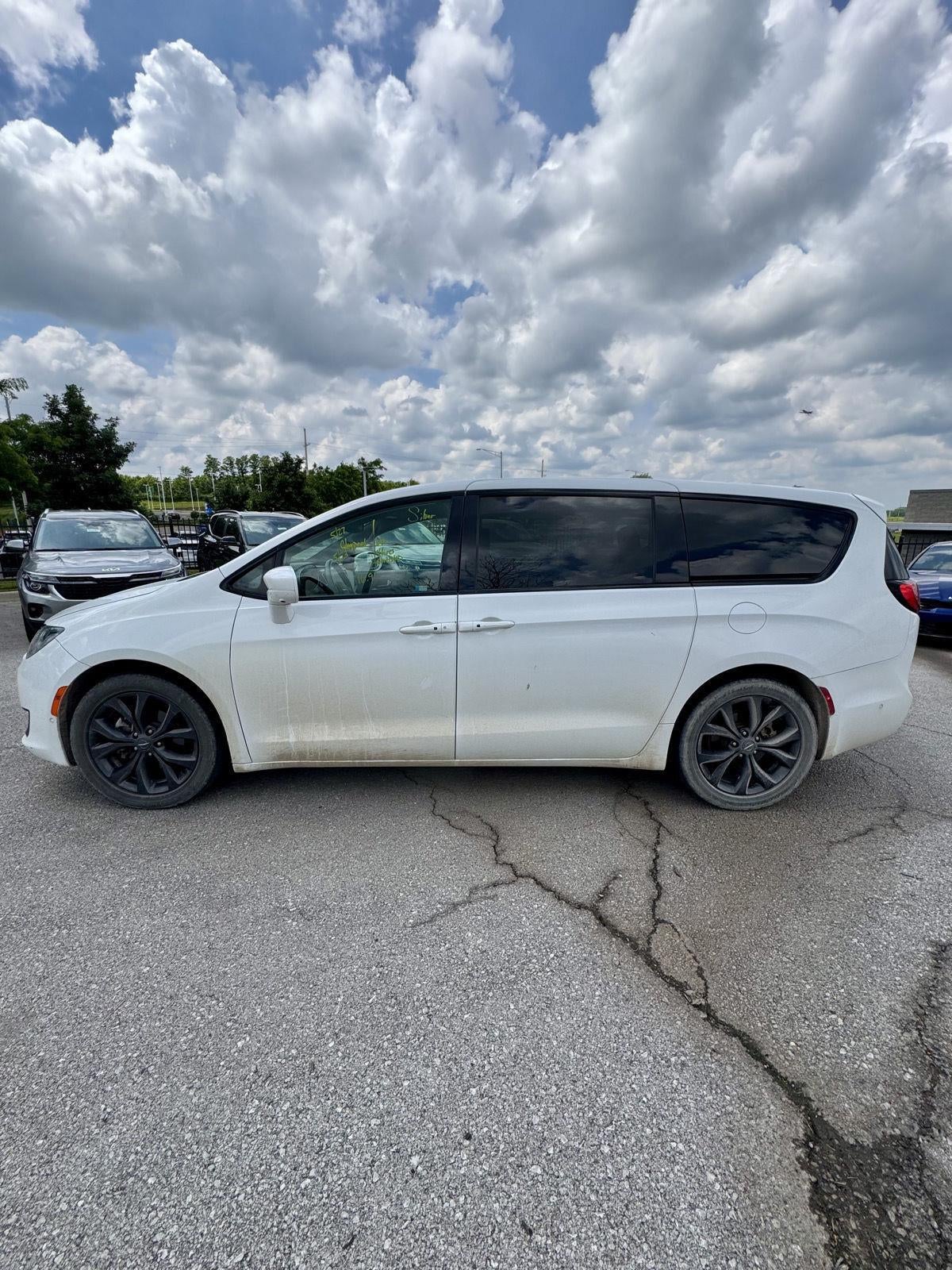 2019 Chrysler Pacifica Touring Plus