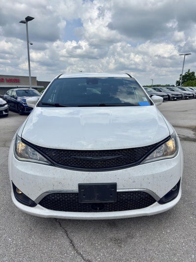 2019 Chrysler Pacifica Touring Plus