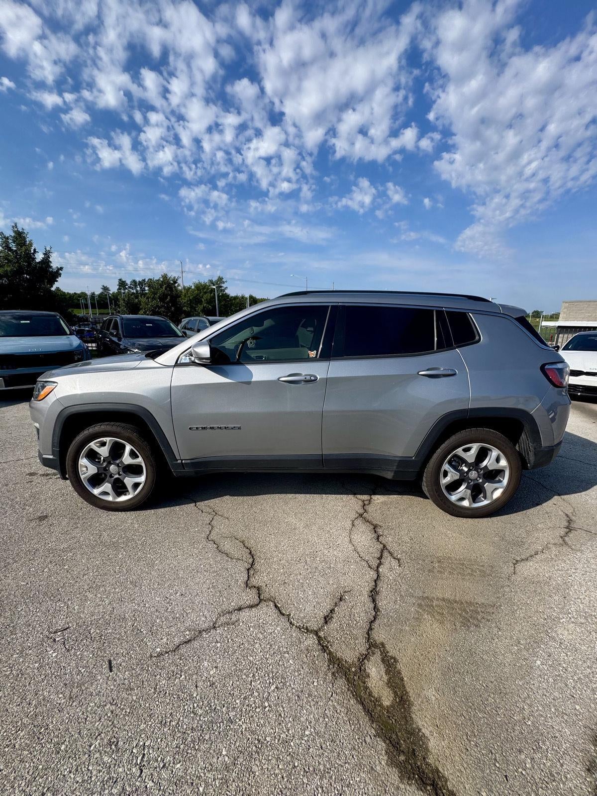Used 2020 Jeep Compass Limited with VIN 3C4NJDCB8LT134981 for sale in Kansas City