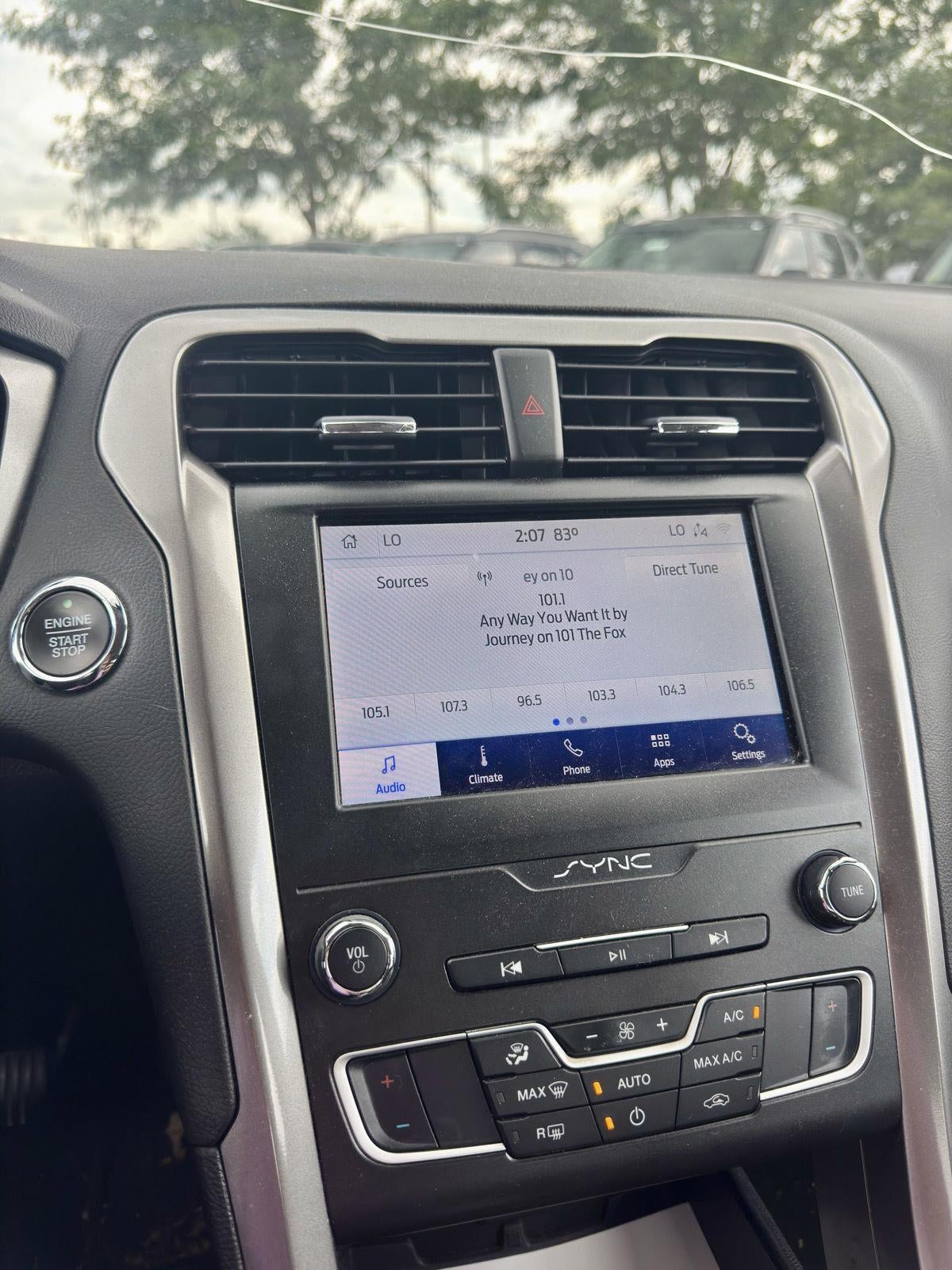 2020 Ford Fusion SE