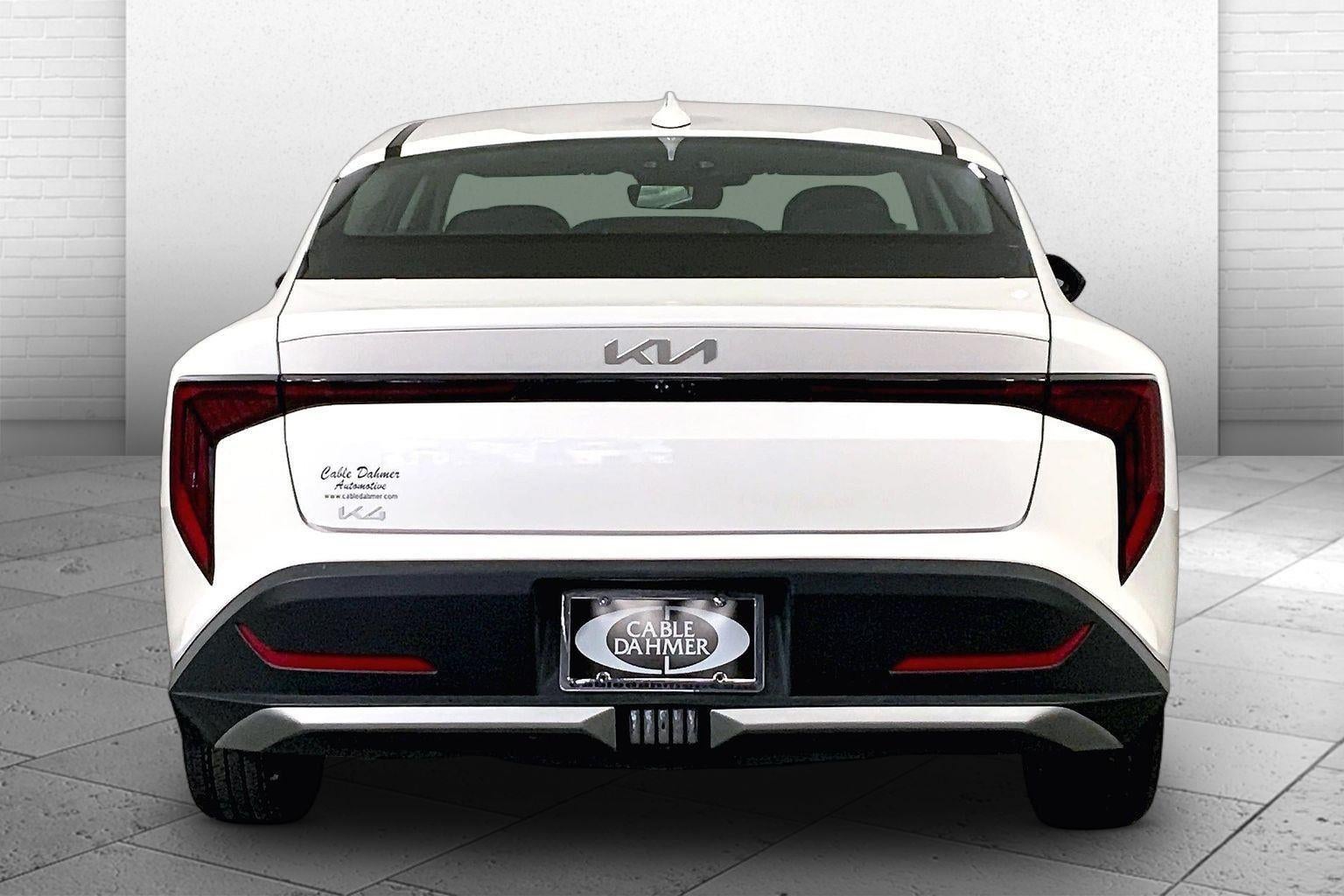 2025 Kia K4 LXS