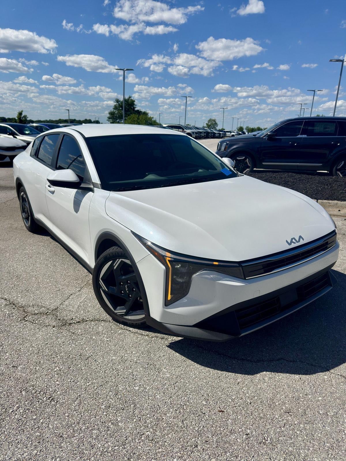2025 Kia K4 EX