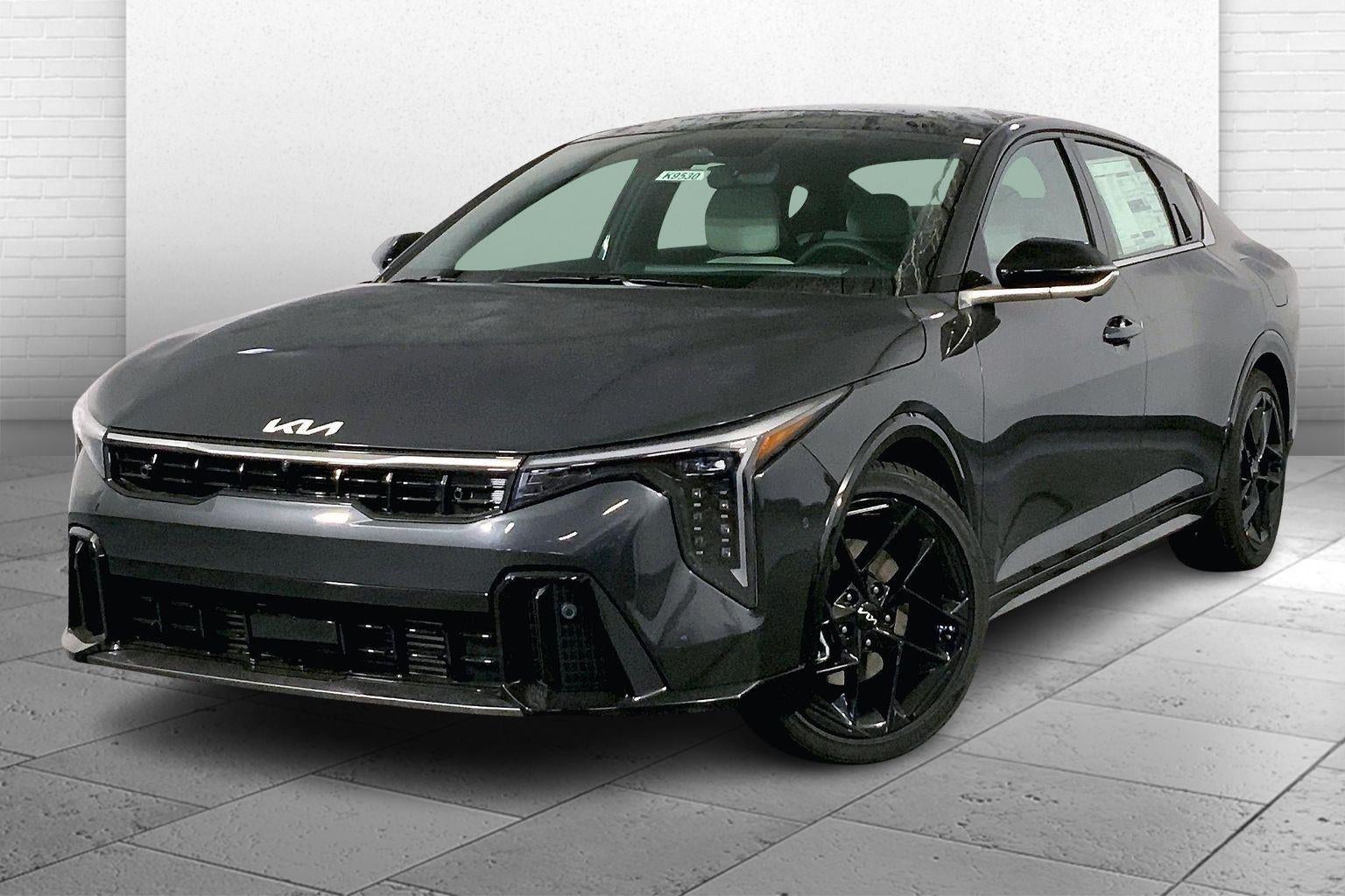 2025 Kia K4 GT-Line Turbo
