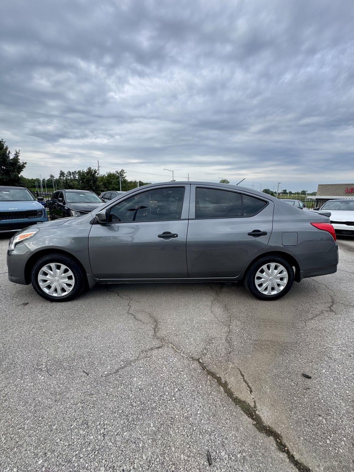Used 2019 Nissan Versa Sedan S Plus with VIN 3N1CN7AP4KL863752 for sale in Kansas City
