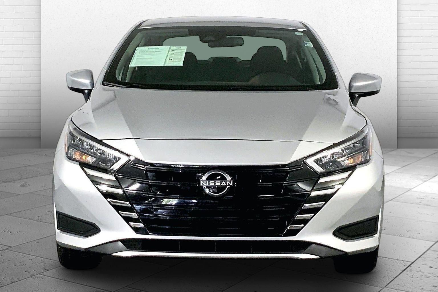 Used 2025 Nissan Versa Sedan SV with VIN 3N1CN8EV0SL834134 for sale in Kansas City