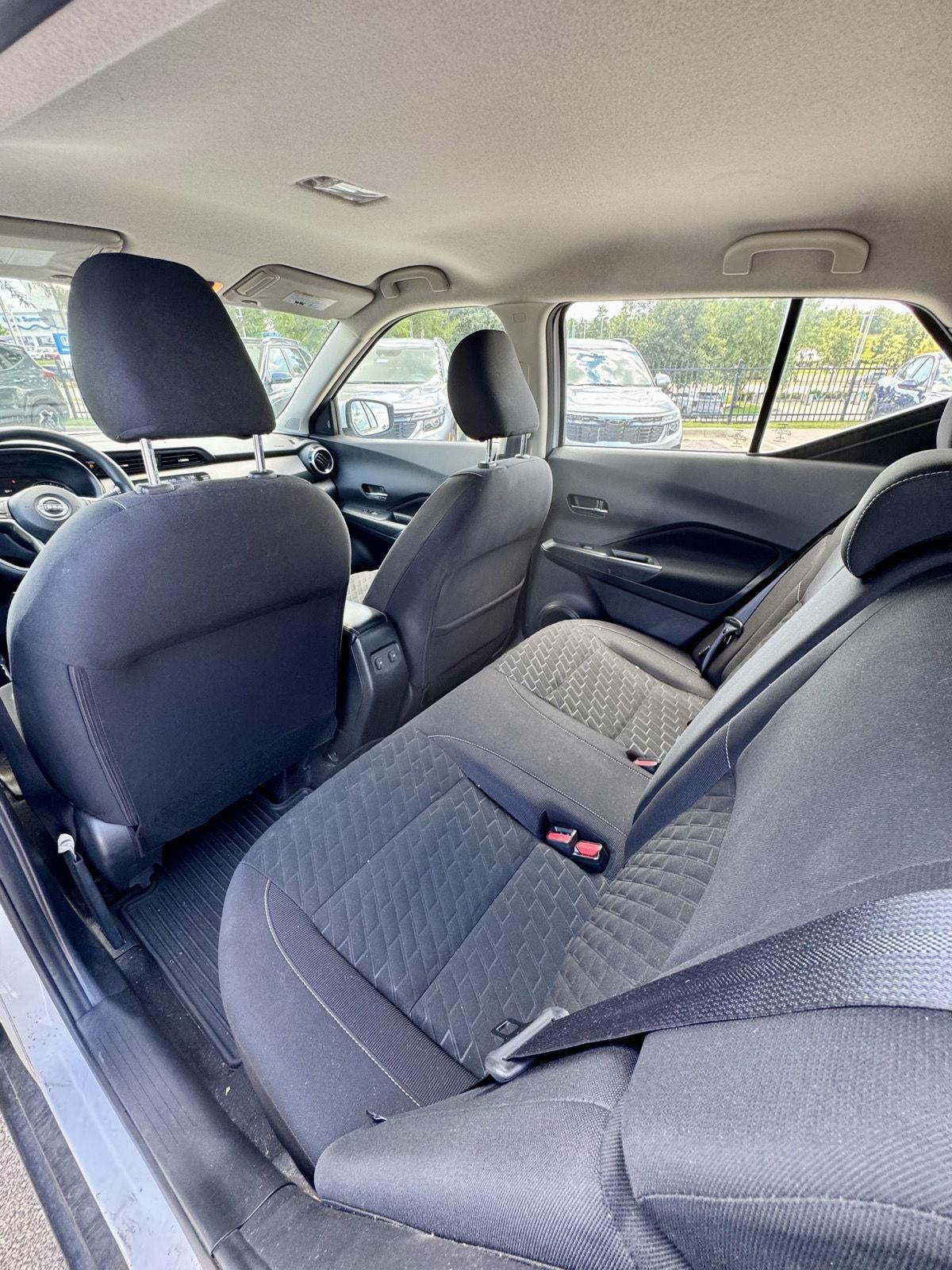 2022 Nissan Kicks SV