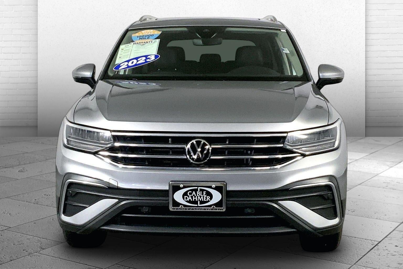 Used 2023 Volkswagen Tiguan SE with VIN 3VVNB7AXXPM126136 for sale in Kansas City