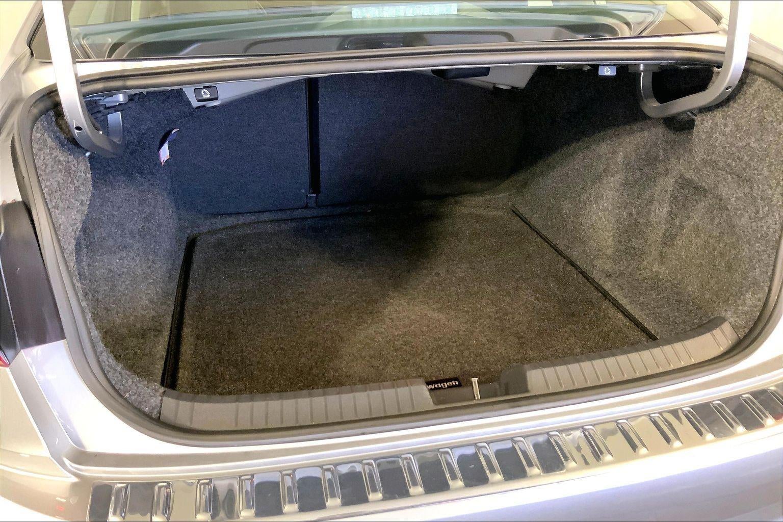 2020 Volkswagen Jetta SEL Premium