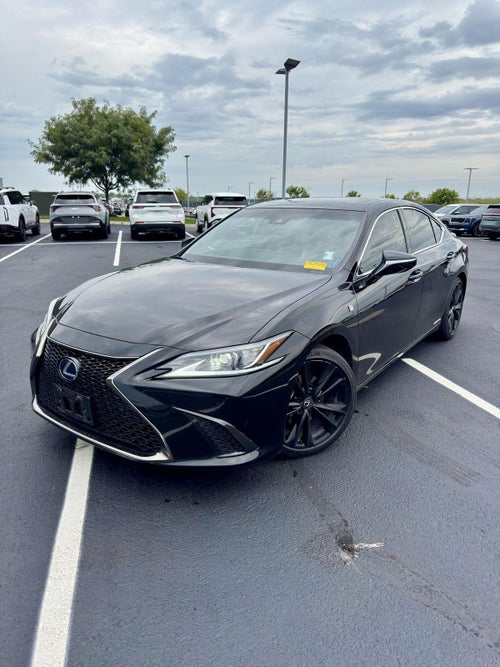 2022 Lexus ES ES 300h F SPORT