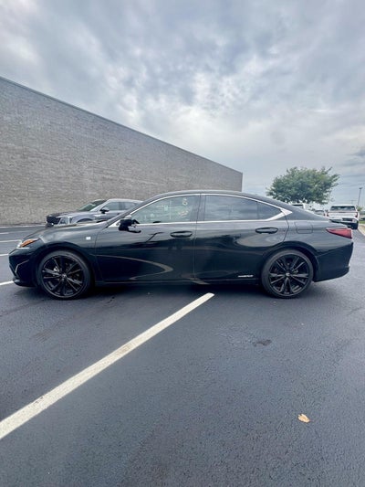 2022 Lexus ES ES 300h F SPORT