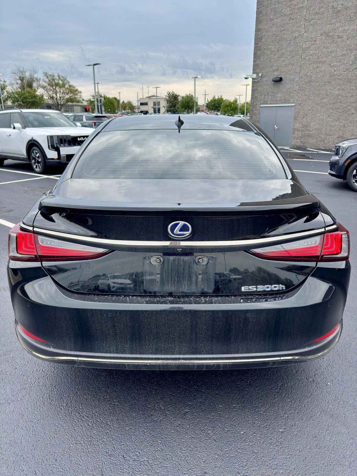 2022 Lexus ES ES 300h F SPORT