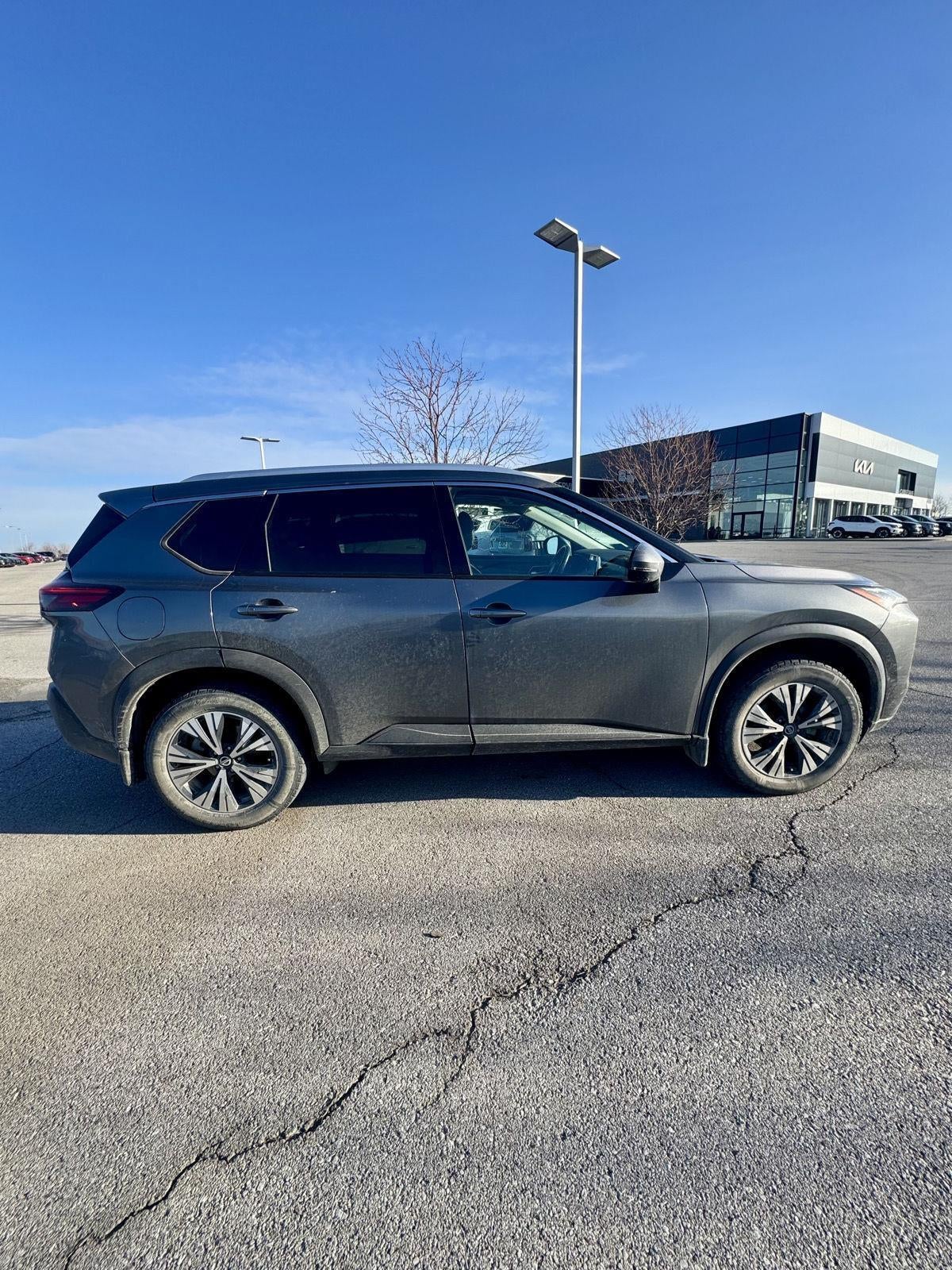 2021 Nissan Rogue SV