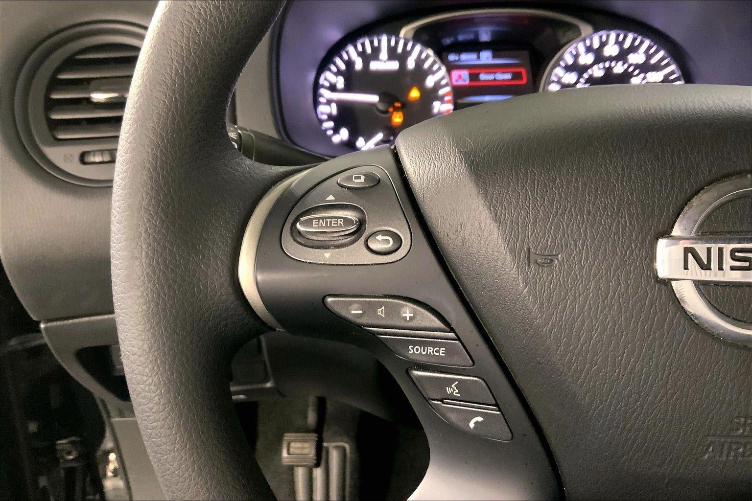 2020 Nissan Pathfinder S