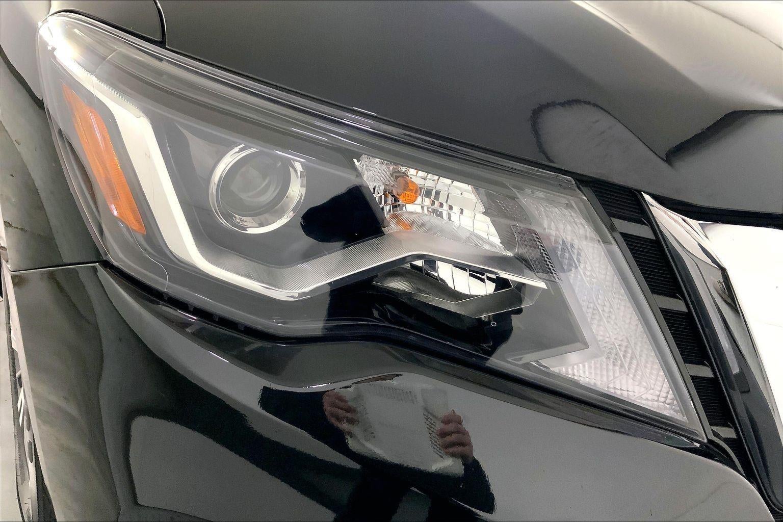 2020 Nissan Pathfinder S