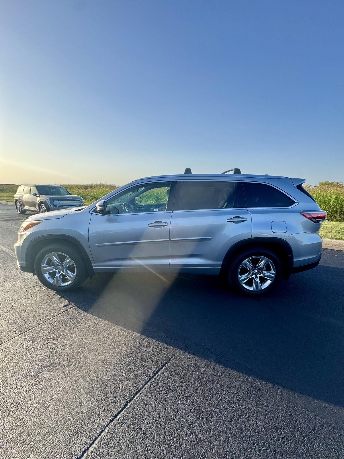 Certified 2015 Toyota Highlander Limited Platinum with VIN 5TDDKRFH7FS214549 for sale in Kansas City