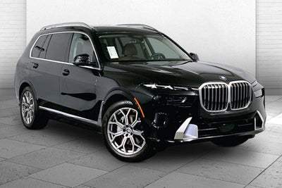 2025 BMW X7 xDrive40i
