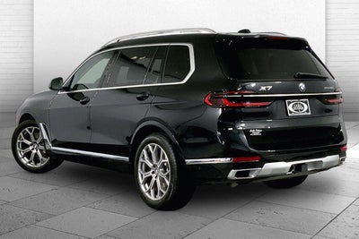 2025 BMW X7 xDrive40i