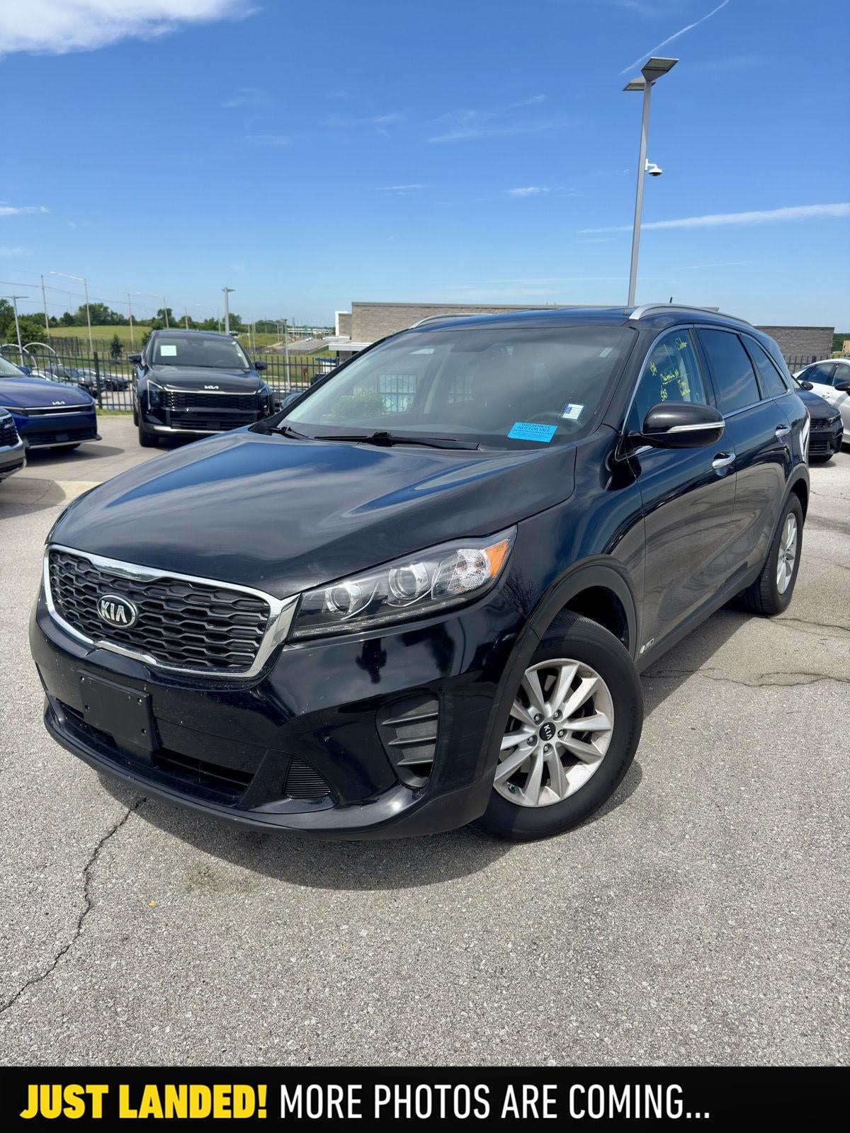 2020 Kia Sorento LX AT 4WD's photo