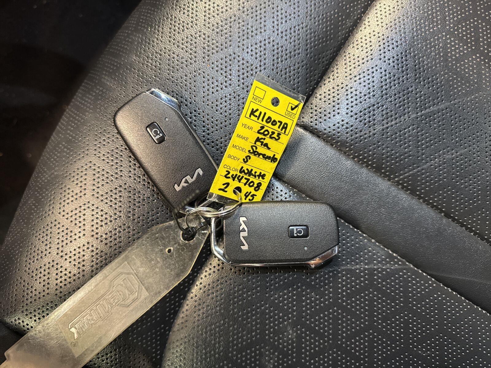 2023 Kia Sorento S