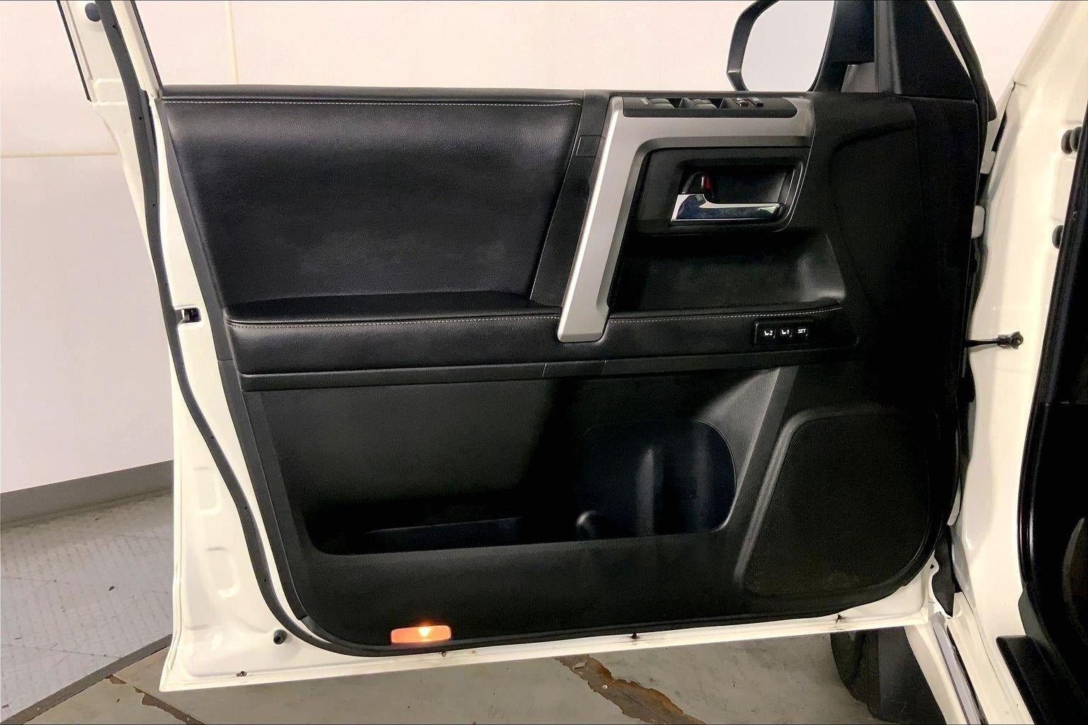 2018 TOYOTA TRUCK 4RUNNER LIMITED