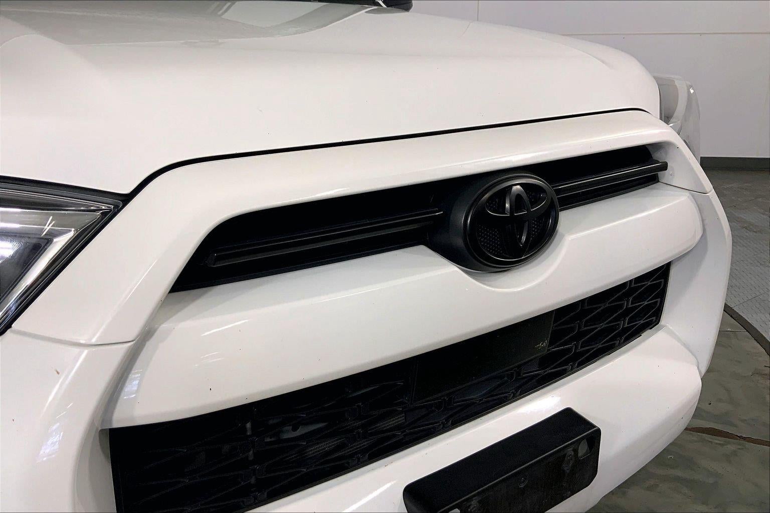 2022 Toyota 4Runner SR5