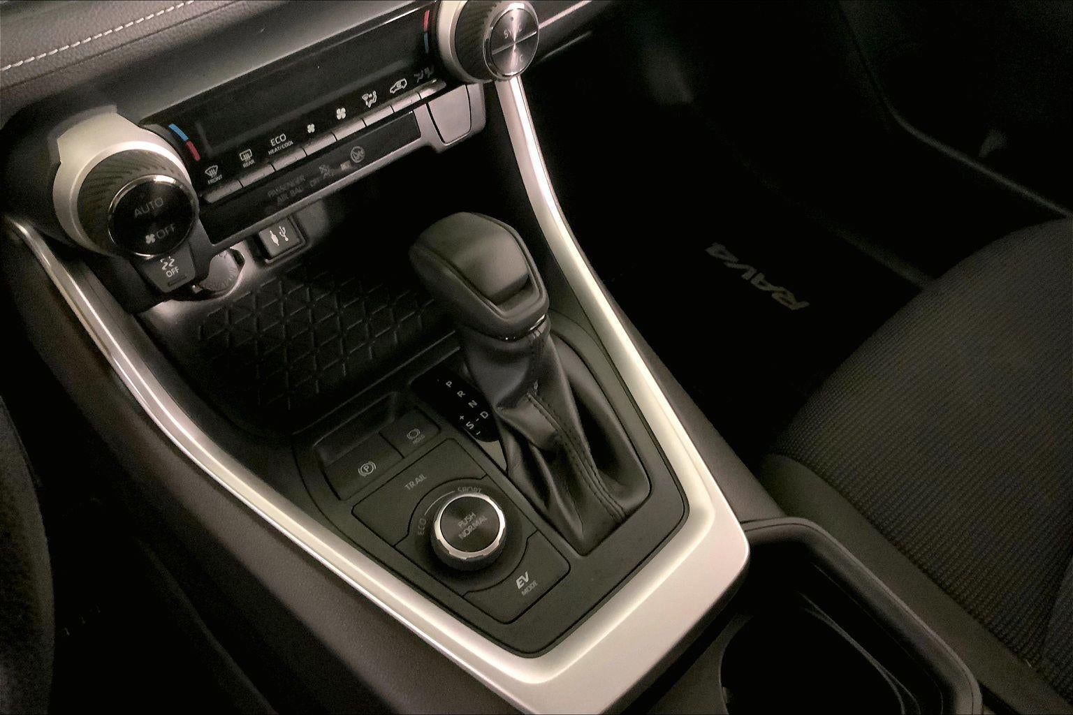 2019 Toyota RAV4 Hybrid LE