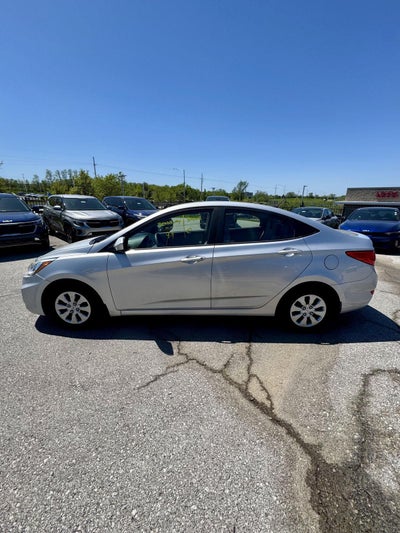 2017 Hyundai Accent SE