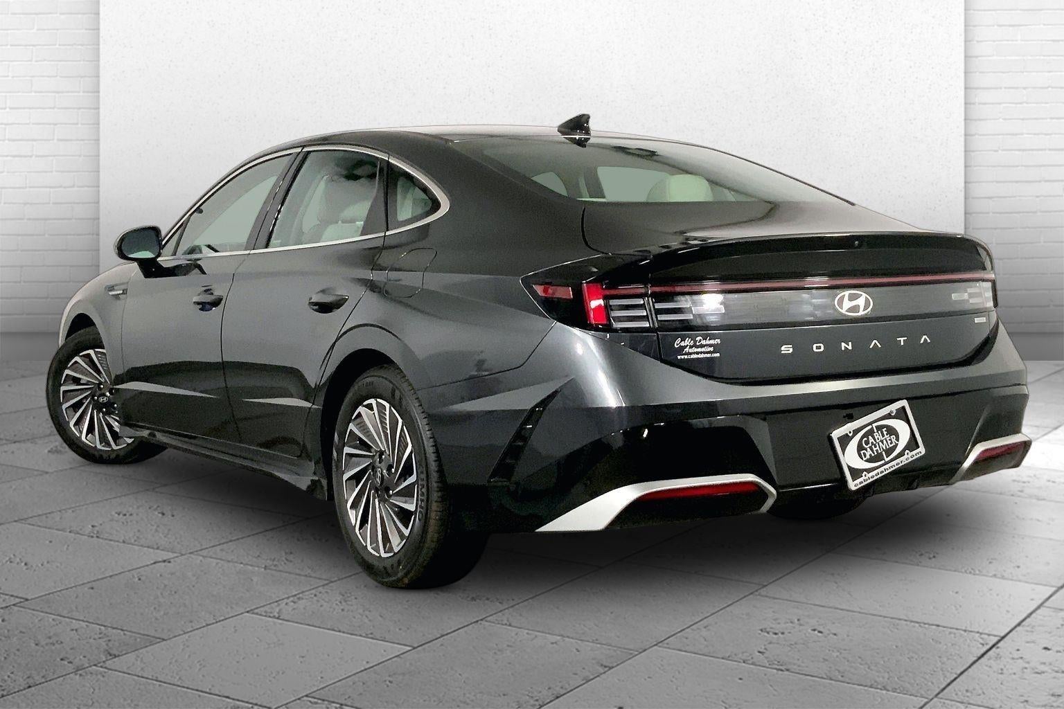 2025 Hyundai Sonata Hybrid SEL