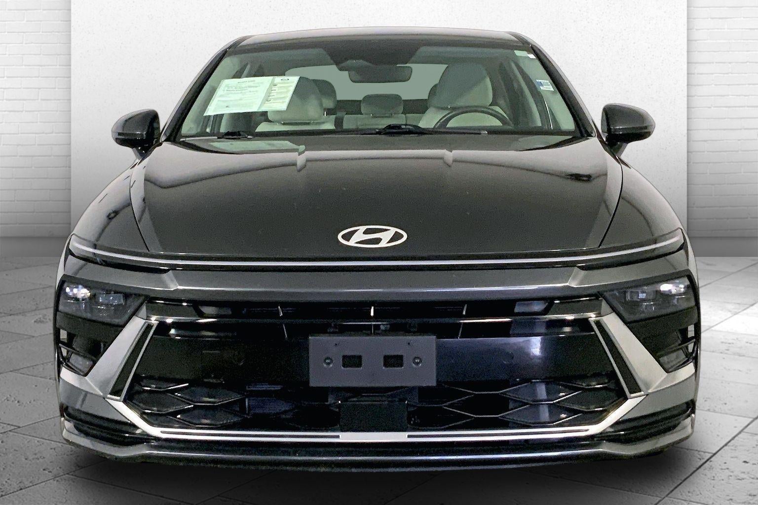 Used 2025 Hyundai Sonata Hybrid SEL with VIN KMHL34JJ2SA122631 for sale in Kansas City