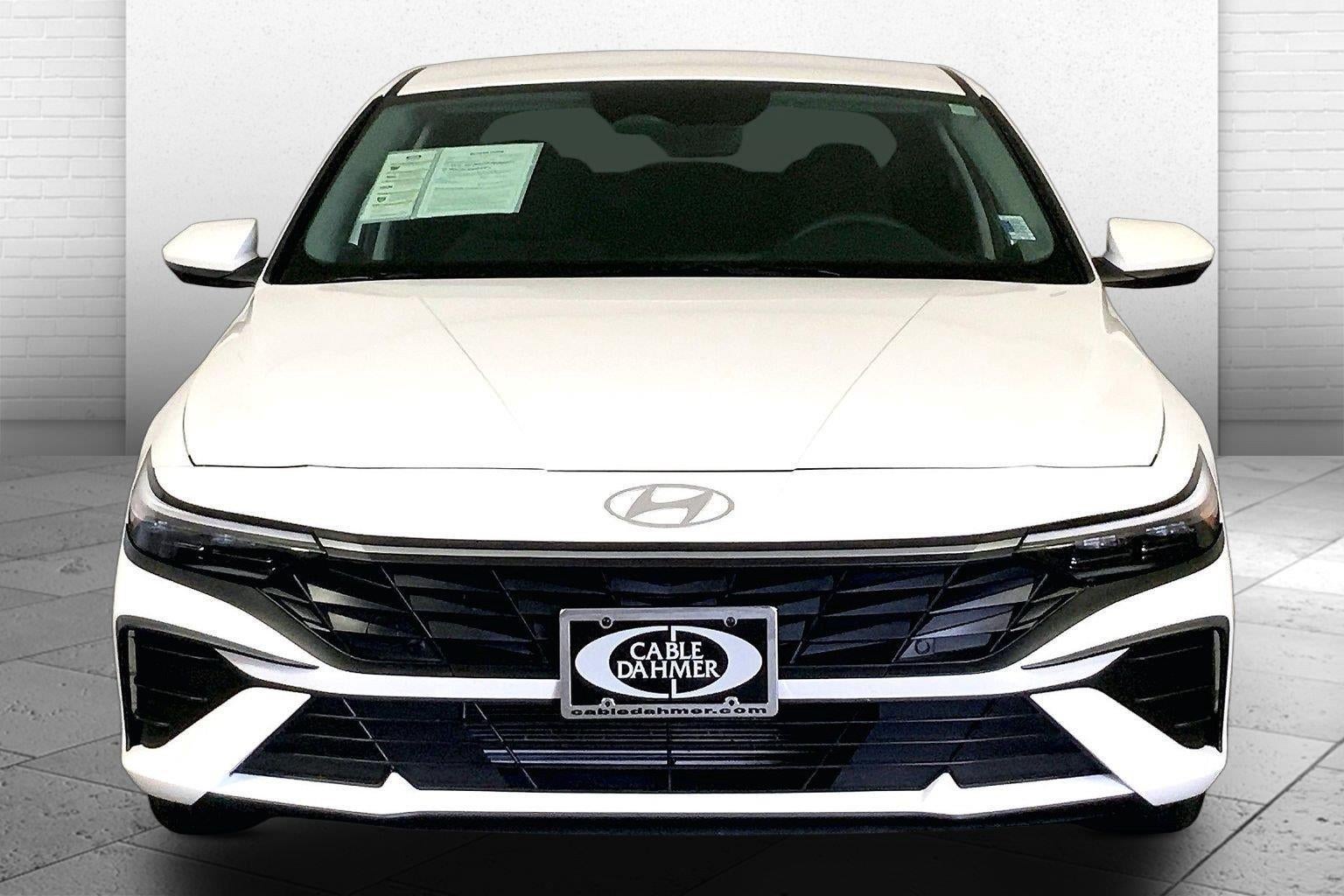 Used 2024 Hyundai Elantra SEL with VIN KMHLM4DG4RU757114 for sale in Kansas City