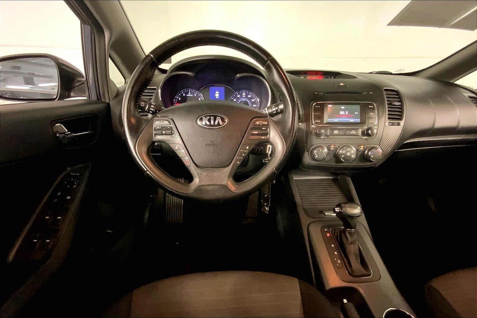2016 Kia Forte 5-Door EX