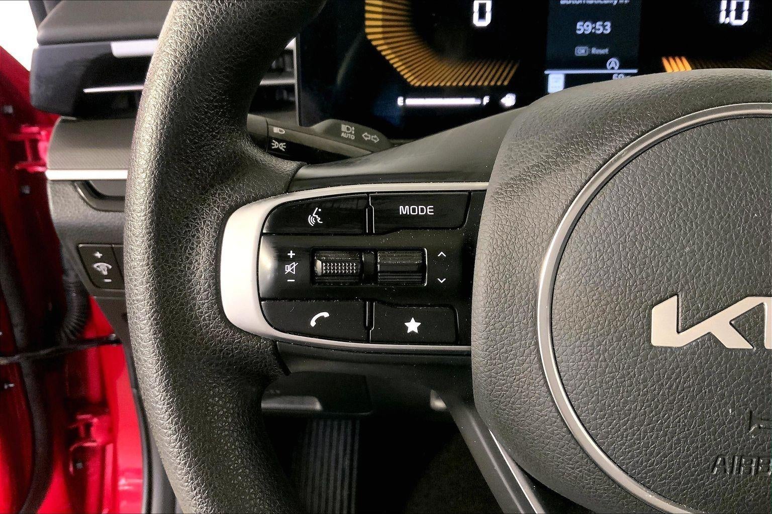 2025 Kia K5 LXS