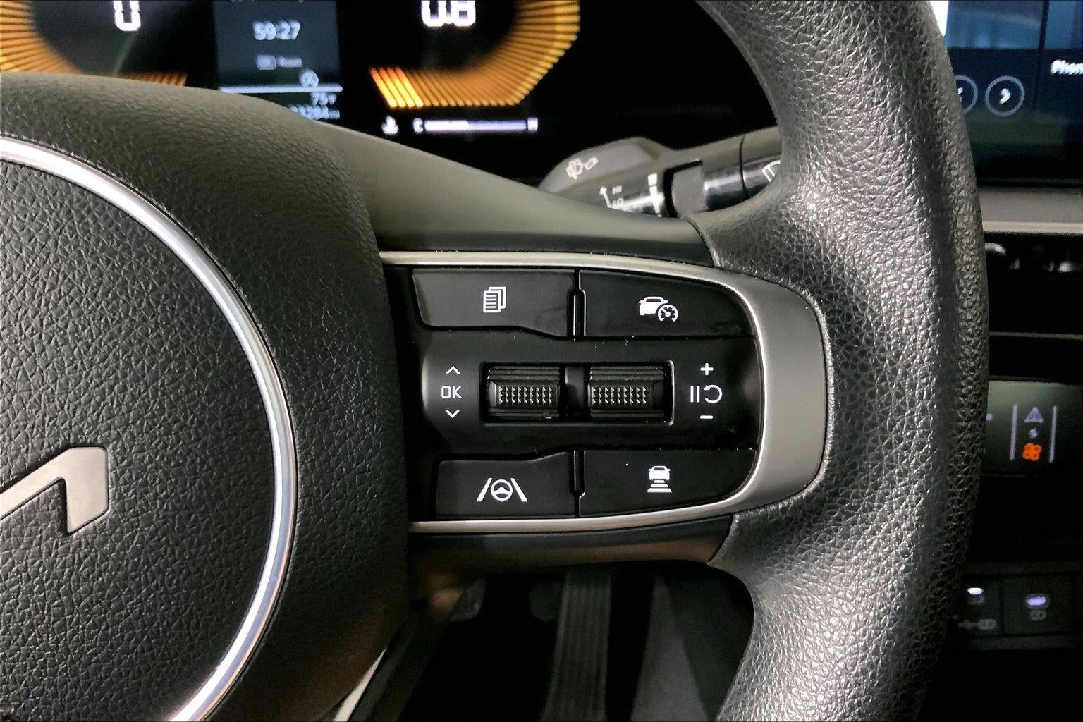 2025 Kia K5 LXS