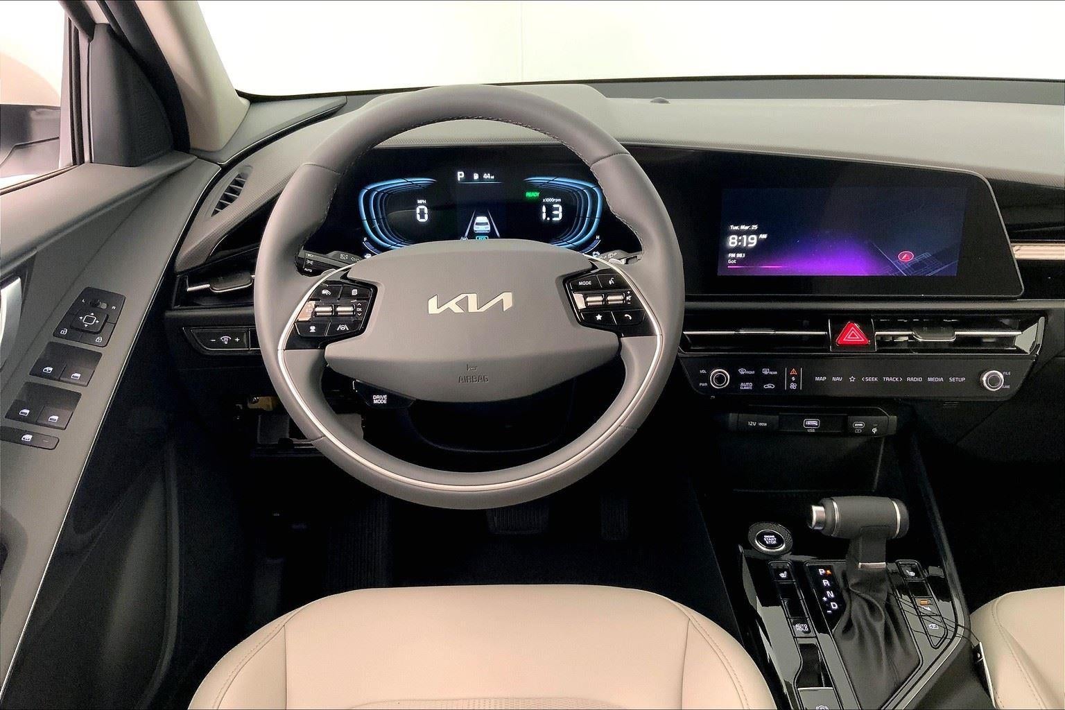 2025 Kia Niro EX