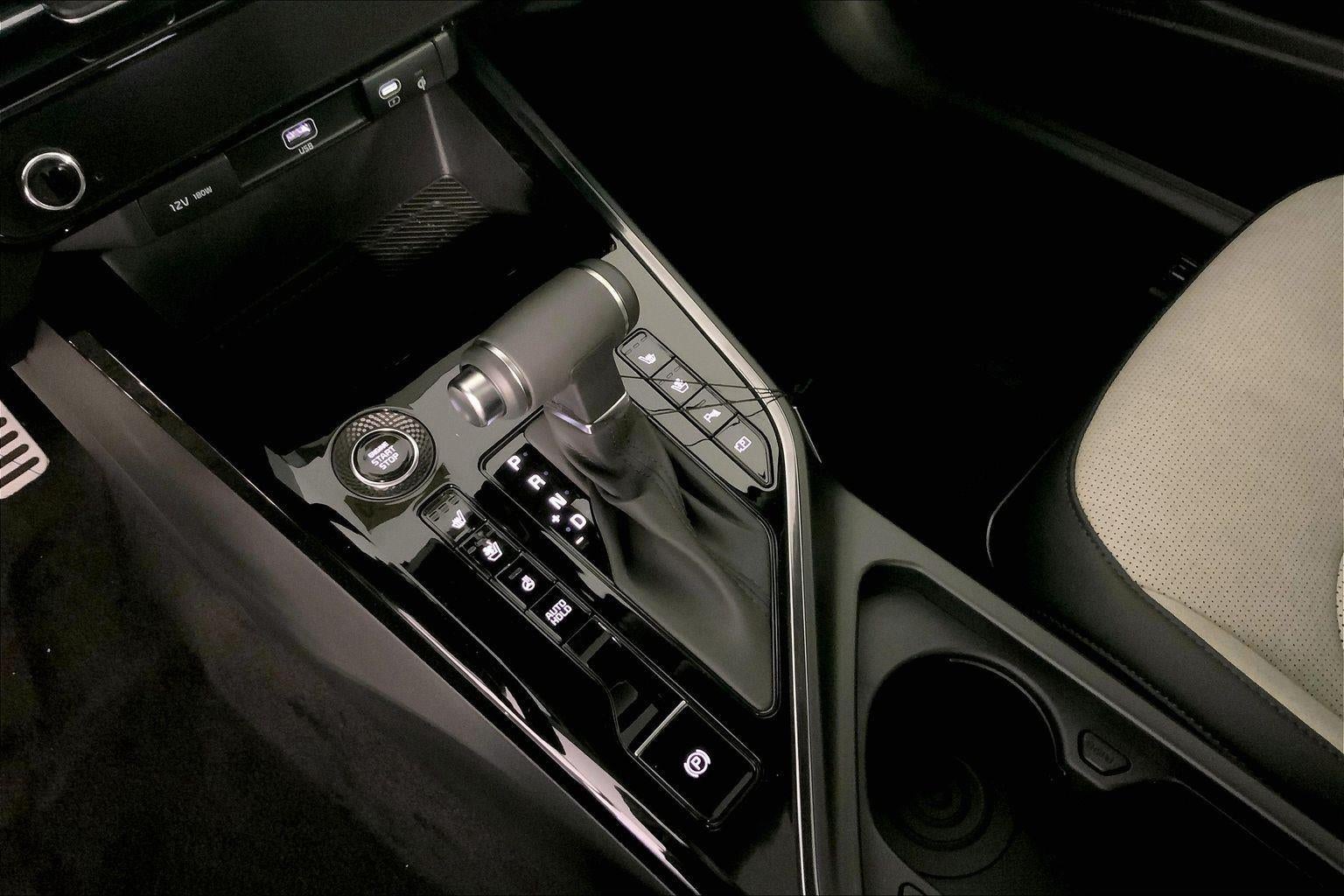 2026 Kia Niro SX Touring