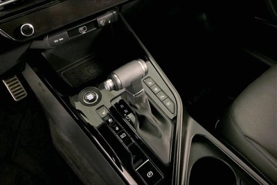 2025 Kia Niro SX Touring