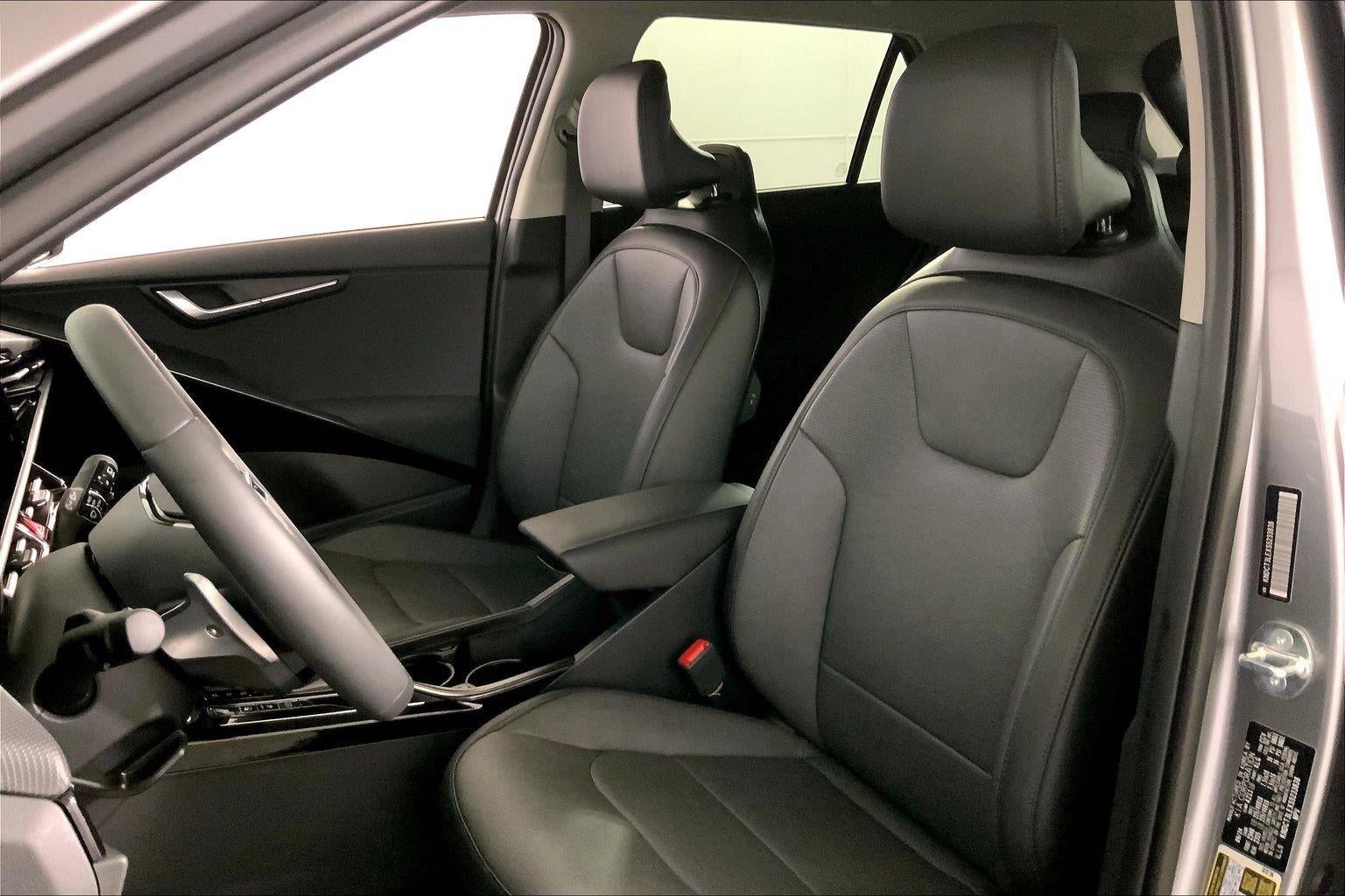 2025 Kia Niro SX Touring