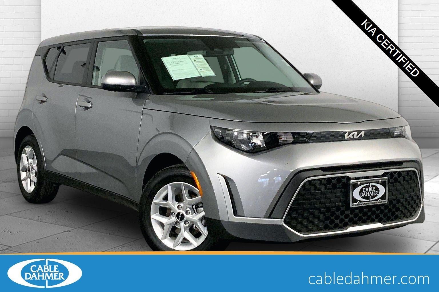 2025 Kia Soul 2.0L LX IVT's photo