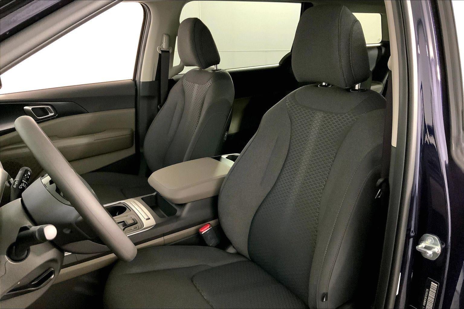 2026 Kia Carnival LX